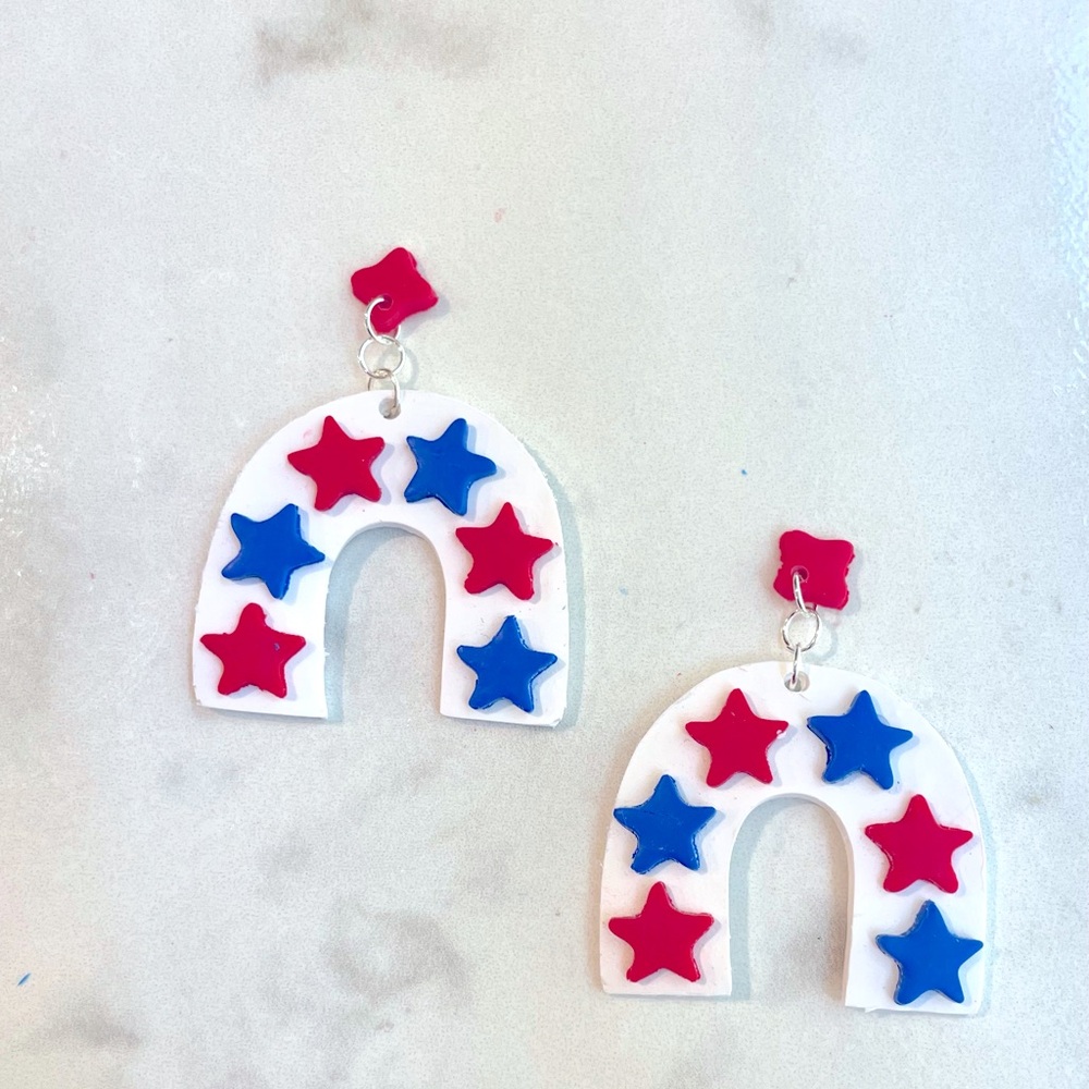 Forth of July Dangly Earrings red white and blue